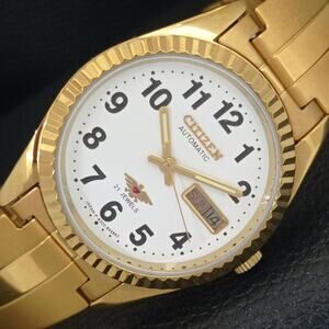 Vintage 1976 Citizen Automatic Mens Gold Watch W/daydate & White accents